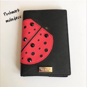 Kate Spade Black Geranium Turn a New passport